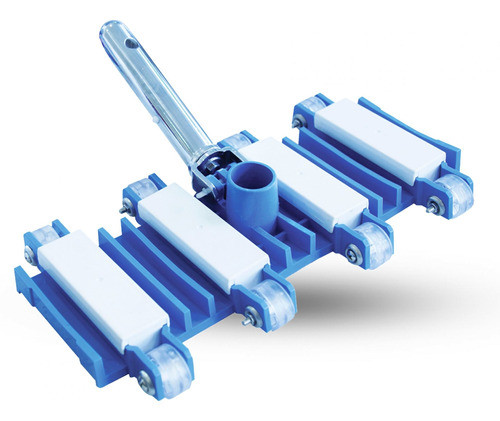 Aspirador Reforzado 8 Ruedas Piscina Gianni Manguito Inox. 0