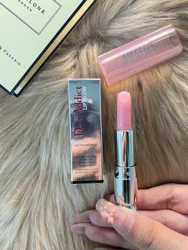 Mini Lip Glow Dior Addict Balm Labial Hidratante 1,5g 1