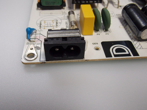 Dikler C-65 Fuente: Ch3230-2sf 600-u Techsoporte 0