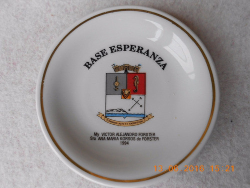 Plato Ejercito Argentino Escudo Base Antartica Esperanza 0