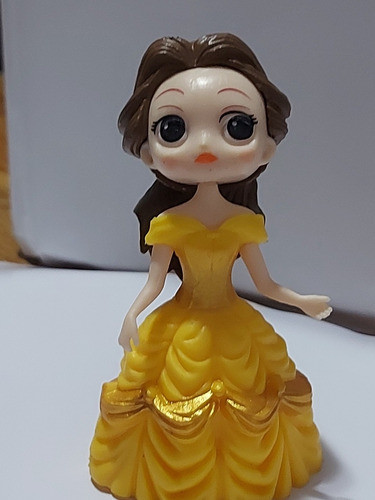 Princesa Bella Mini Figura Colección Decoración Muñeca 1