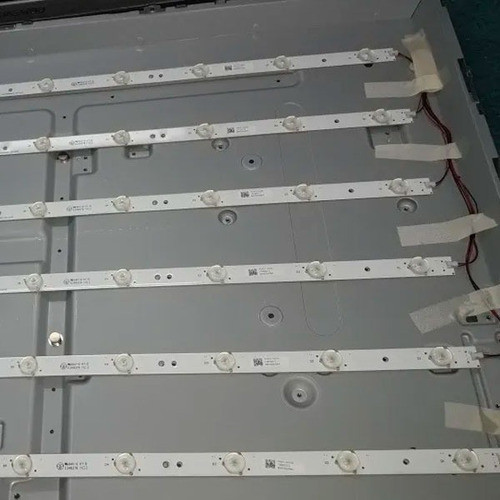 Tira De 12 Leds De 111,1 Cms  Philips 0