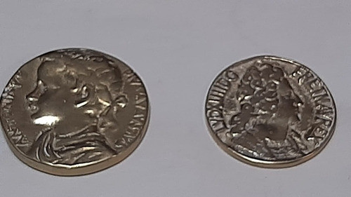 Monedas Conmemorativas Antiguas En Bronce 2 Unidades 0