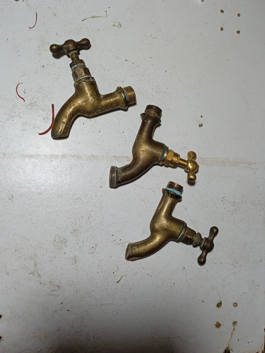 Canillas De Bronce Media Pulgada. 0