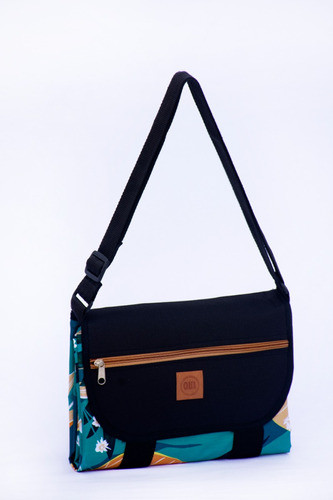 Lona Playera Xl  Impermeable Con Estacas  Morral. Primavera 0