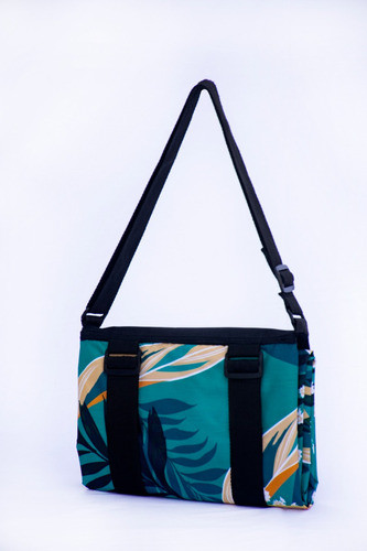 Lona Playera Xl  Impermeable Con Estacas  Morral. Primavera 1