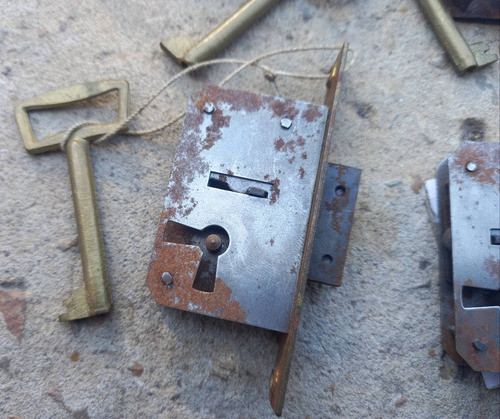 11 Cerraduras Placard Mueble Vitrina Canoa 35x54 Izquierda 1