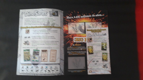 Album Dinosaurs Con Lote Figuritas Sin Repetir Y Juguete 1