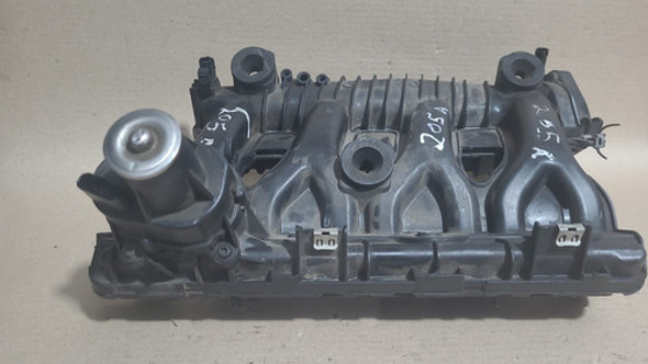 Coletor De Admissão Mb C180 Cgi/c200 Cgi / 2010 À 2014 0