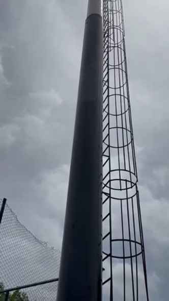 Caños.columna.iluminacion.carteleria. 0