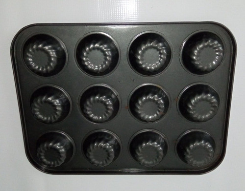 Molde Asadera De Capcake Muffins Magdalenas Usada. Lea 0