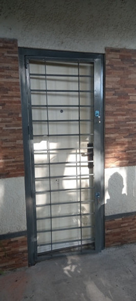 Puerta Reja 0