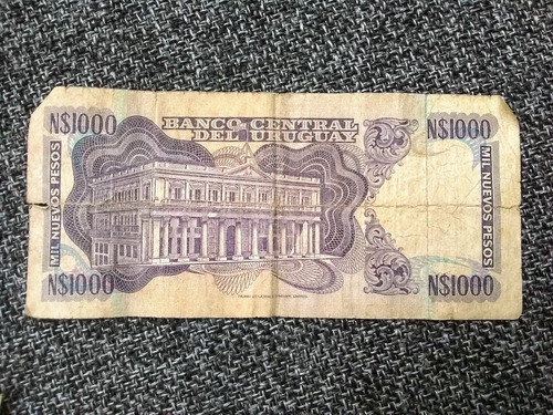 Billete De Mil Nuevos Pesos De Uruguay 1