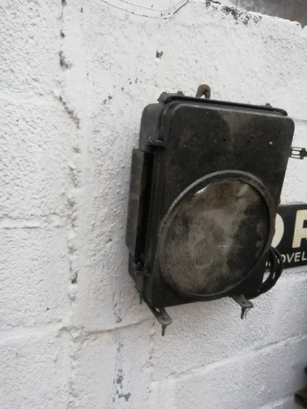 Caja Metálica De Electricidad Antigua 1