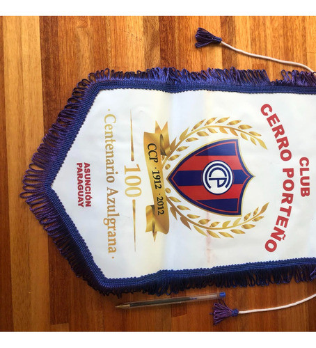 Banderin Intercambio Capitan Cerro Porteño De Paraguay 2012 1
