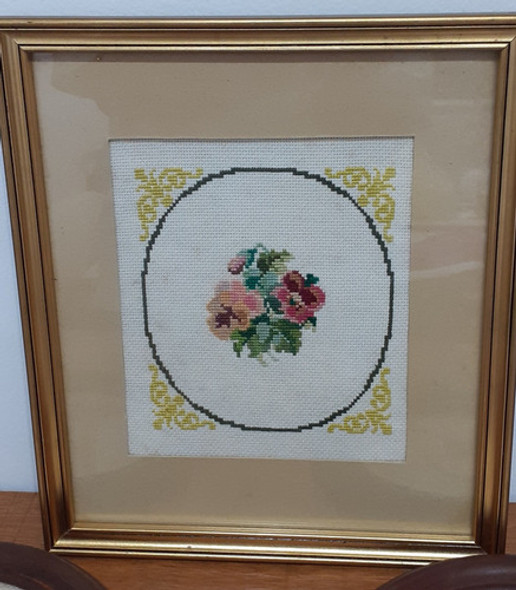 Lote De Cuadros Antiguos Bordados (3) 1