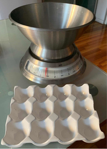 Balanza Y Huevera Cerámica 0