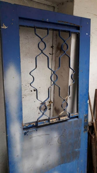 Puerta De Chapa Y Reja 79cm X 203 Cm Con Detalle Abajo 0