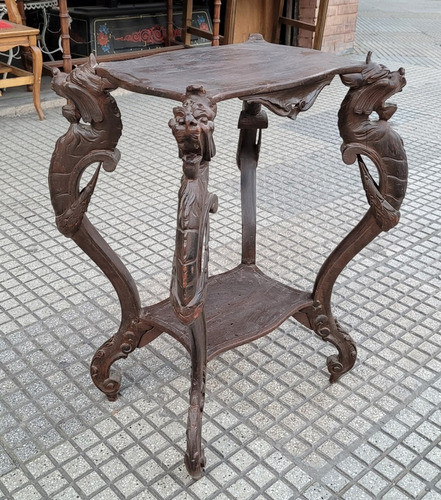 Mesa Auxiliar Hierro Con 3 Vidrios Alta 66 X 56 X 70 Alto 1