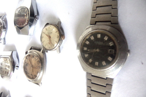 Lote De 9 Relojes Completos Para Repuestos O Reparación B 11 1