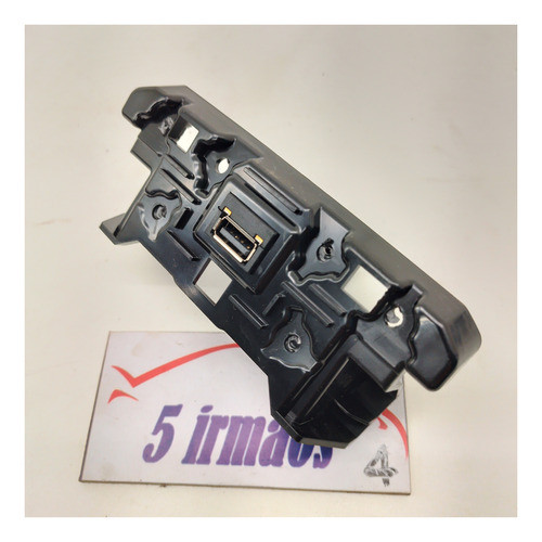 Entrada Usb Vw Nivus Tsi 1.0 2022 N°5u0035726 1