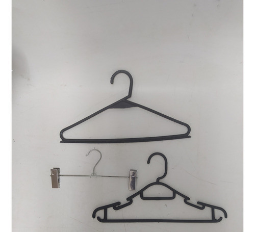 Perchas Plástico Y Metal Gran Cantidad Ideal Equipar Local 0