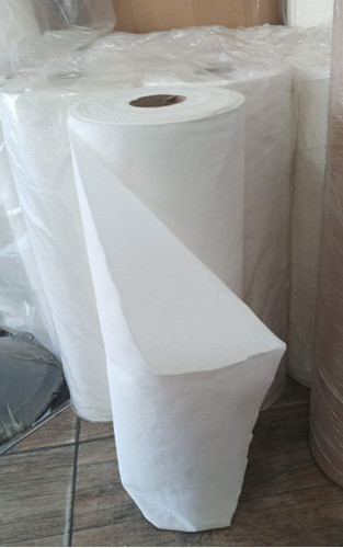 Cubre Camillas Friselina 0,50m X 50mts 90gr 1