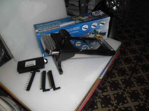 Mandolina Profesional Inox 3 Peines De Corte Intercambiables 1