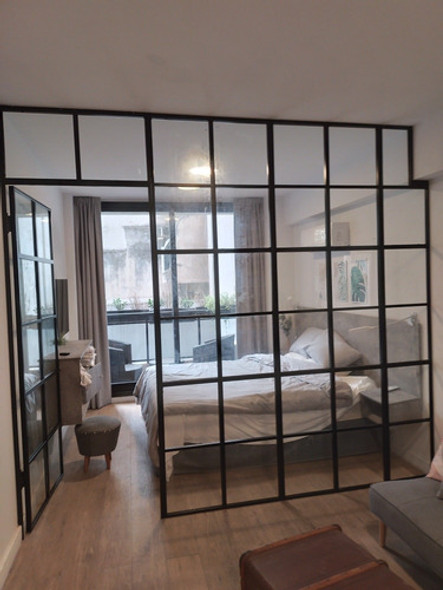 Mampara Divisoria En Hierro Y Vidrio Repartido A Medida 0