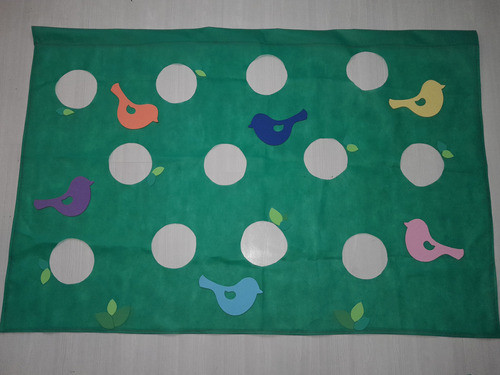 Cortina Didáctica Con Agujeros, Jardin Maternal, Juegos 1