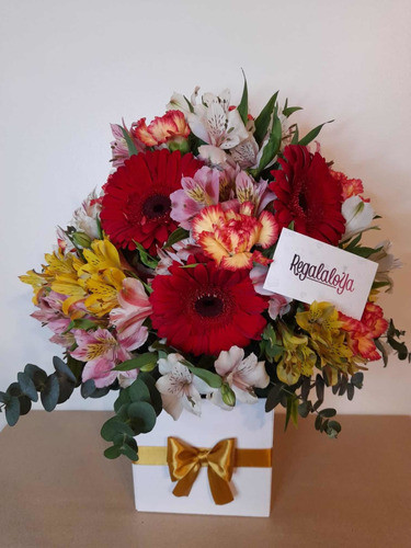 Flores, Caja Floral, Arreglo De Flores,  Delivery. 1