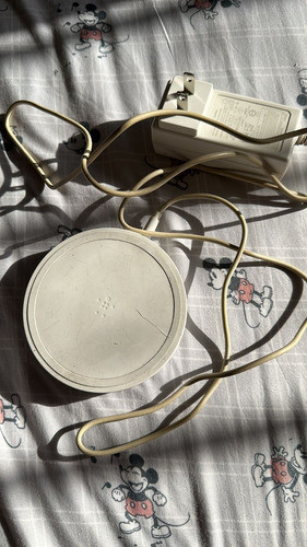 Cargador Inalambrico Belkin Original F7u050 220v 1