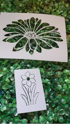 Stencil Margarita Y Flor Pequeña Decorativa 1