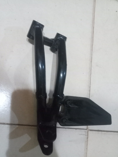 Soporte Posapie Izquierdo Ktm Duke Línea Nueva 1