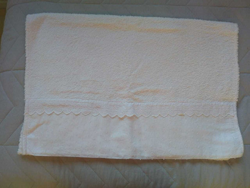 Juego Toalla Y Toallón Blanco Bebé Con Franja Broderie 0