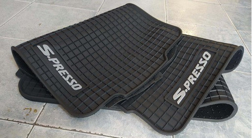 Alfombra Suzuki S-presso 1