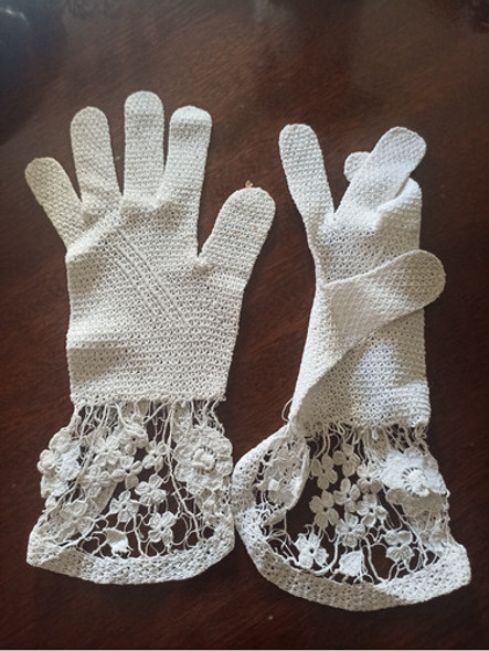 Guantes De Hilo Blanco Antiguos 1