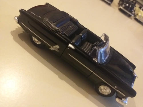 Autos Clásicos. Ford Crwstine Sunliner. 1953 1