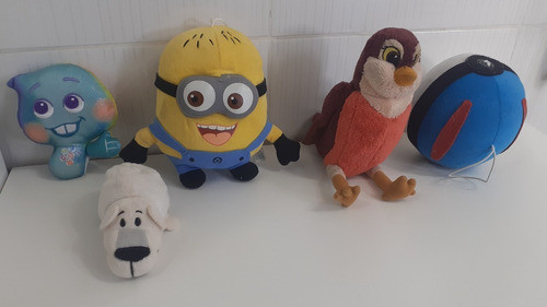 Lote De 5 Muñecos -minion -pokebola -robin -flipazoo -soul 0