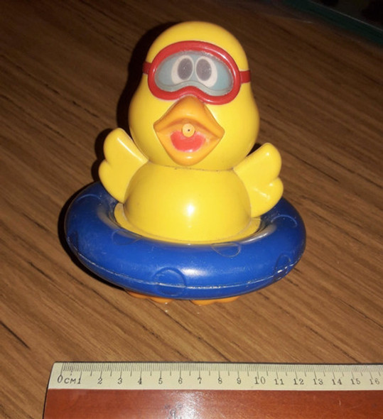 Juguete De Baño Chicco Patito Lanza Agua Flota Importado 1 Juguete De Baño Chicco Patito Lanza Agua Flota Importado 1