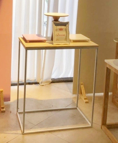 Alquiler Mesa Cubo Candy Bar Mobiliario 0