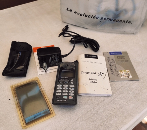 Motorola Tango 300 MovicomColección Vintage 1
