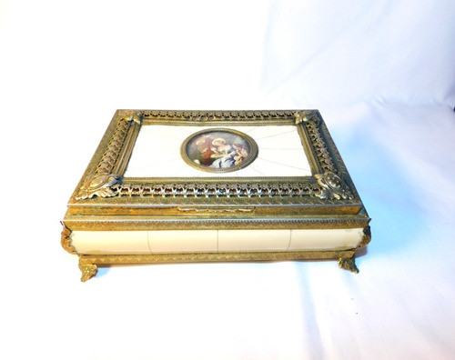 Caja Musical Jura Song Suiza 0