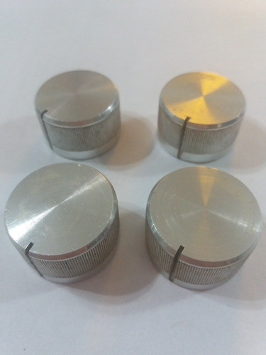 Perilla Metálica Para Radios Lote De 4 Unidades //////////// 1