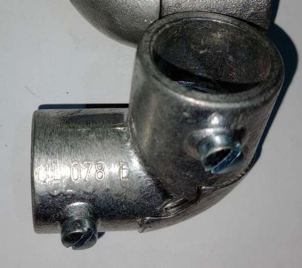 Codo Con Registro Daisa Para Caño De 7/8 PuLG. 1 Codo Con Registro Daisa Para Caño De 7/8 PuLG. 1