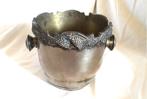 Hielera Antigüa De Bronce Bañada En Platina. Origen Francia. 0