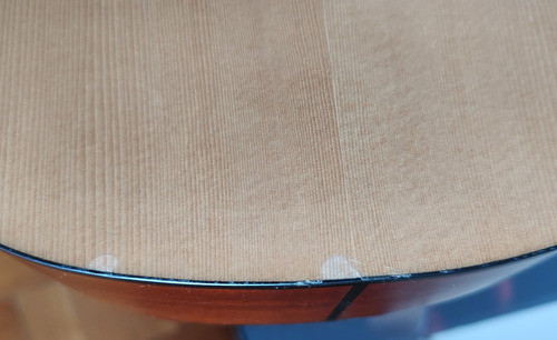 Guitalele / Guilele / Guitarlele Marca Córdoba Usado 1