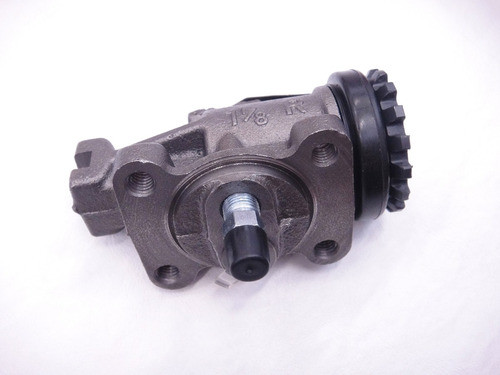 Cilindro Freno Delantero Derecho Ch Nkr 93/nkr 2005/jmc 0