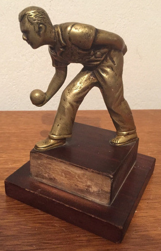 Figura Antigua De Bronce - Jugador De Bochas 0