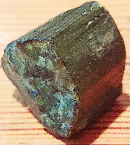 Cristal De Turmalina Verde 2 Cm 0